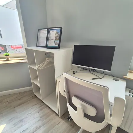 Moderne Citywohnung 55m2 Mit Parkplatz شقة *